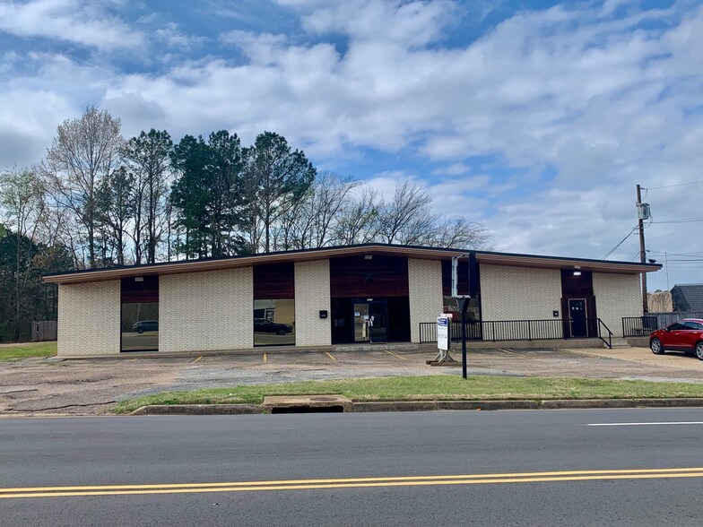 1015 McCann Rd, Longview, TX for sale - Building Photo - Image 1 of 1