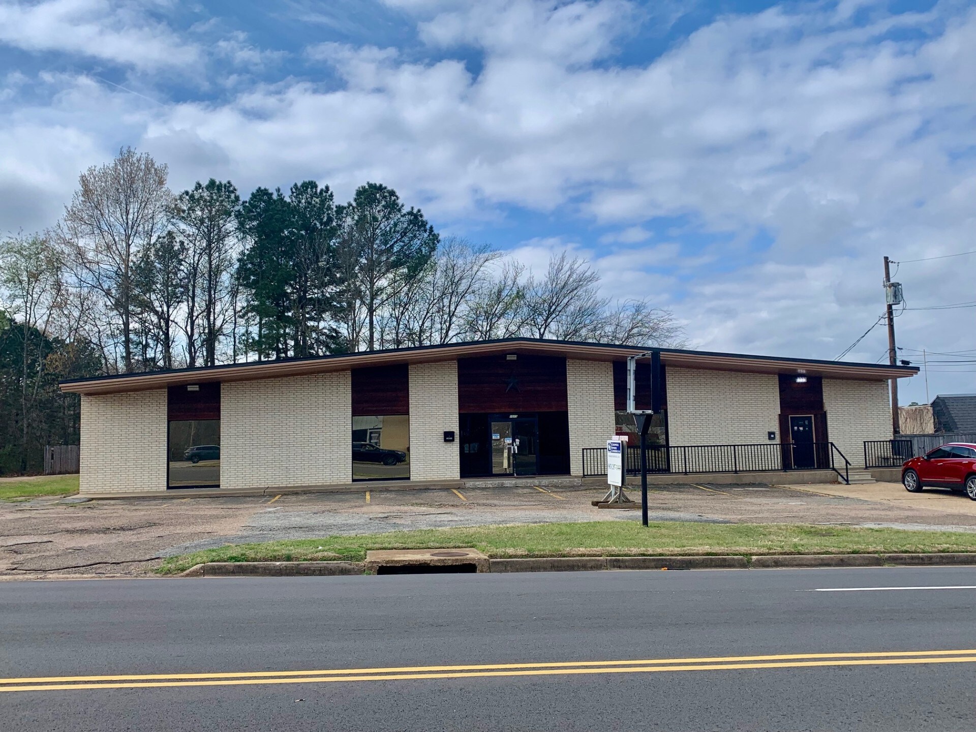 1015 McCann Rd, Longview, TX for sale Building Photo- Image 1 of 1