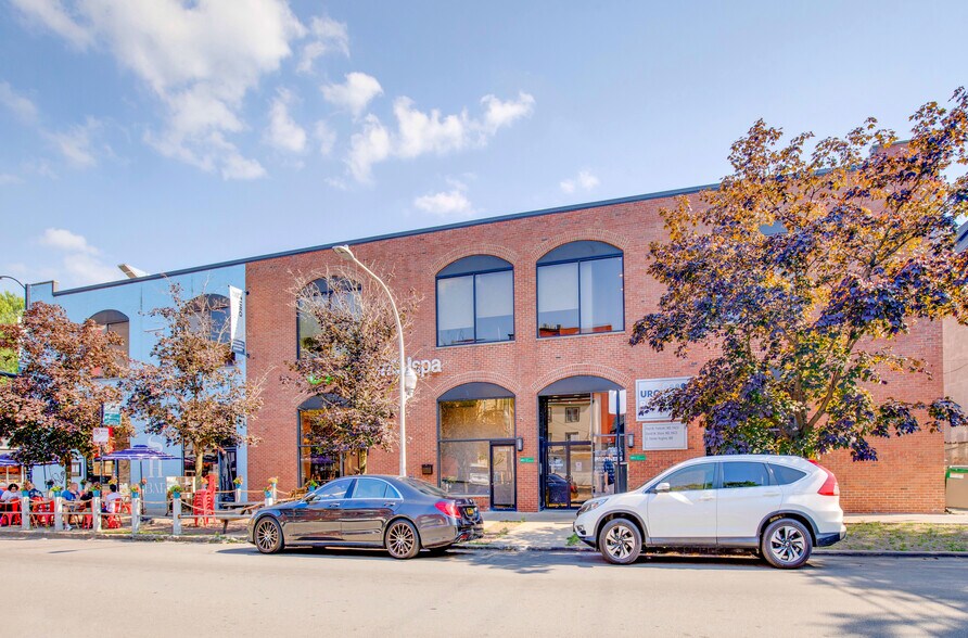 2954-2958 N Sheffield Ave, Chicago, IL for sale - Building Photo - Image 1 of 1