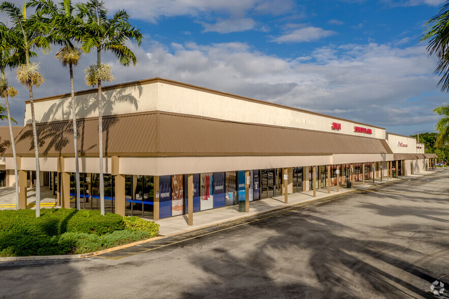 2019-2097 N University Dr, Sunrise, FL for lease - Building Photo - Image 2 of 13