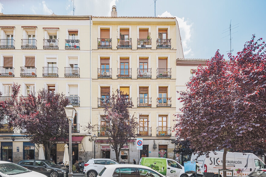 Calle de Miguel Servet, 15, Madrid, Madrid for sale - Primary Photo - Image 1 of 4