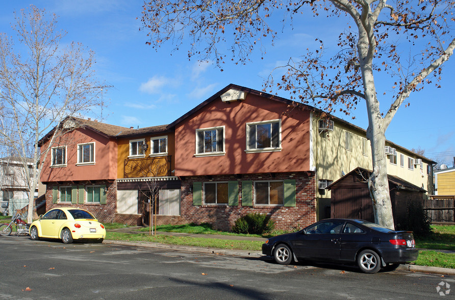 3333 W St, Sacramento, CA for sale - Building Photo - Image 1 of 28