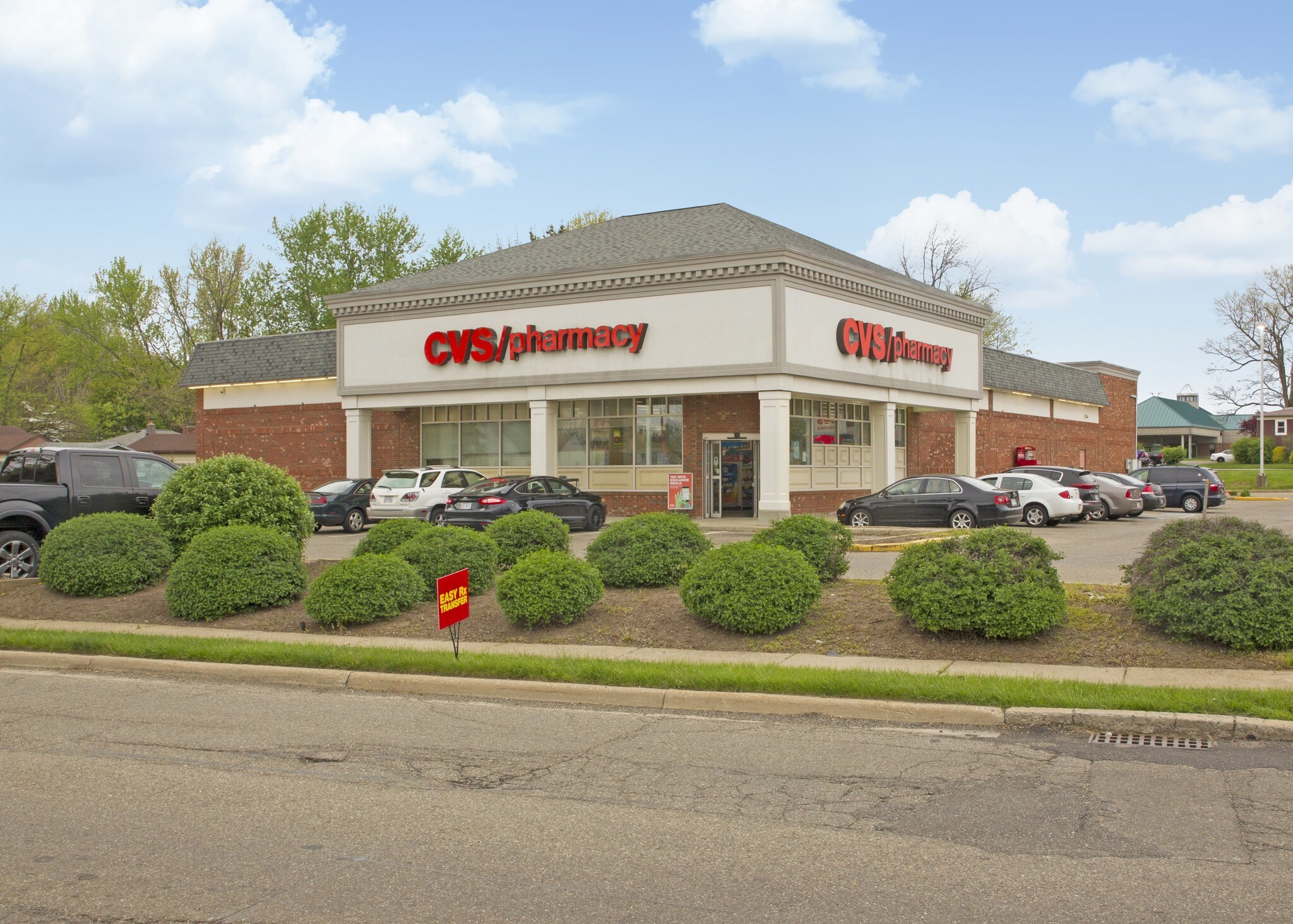 600 W Maple St, Hartville, OH for sale Building Photo- Image 1 of 1