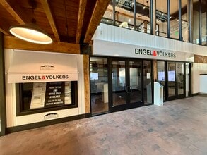 2 W Saint George Blvd, Saint George, UT for lease Interior Photo- Image 1 of 17