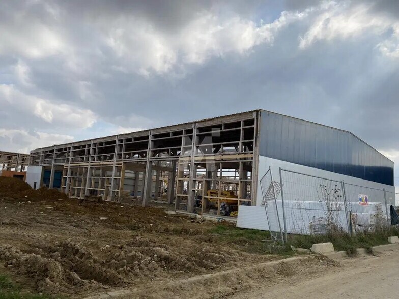 Flex in Limoges-Fourches for lease - Construction Photo - Image 2 of 8