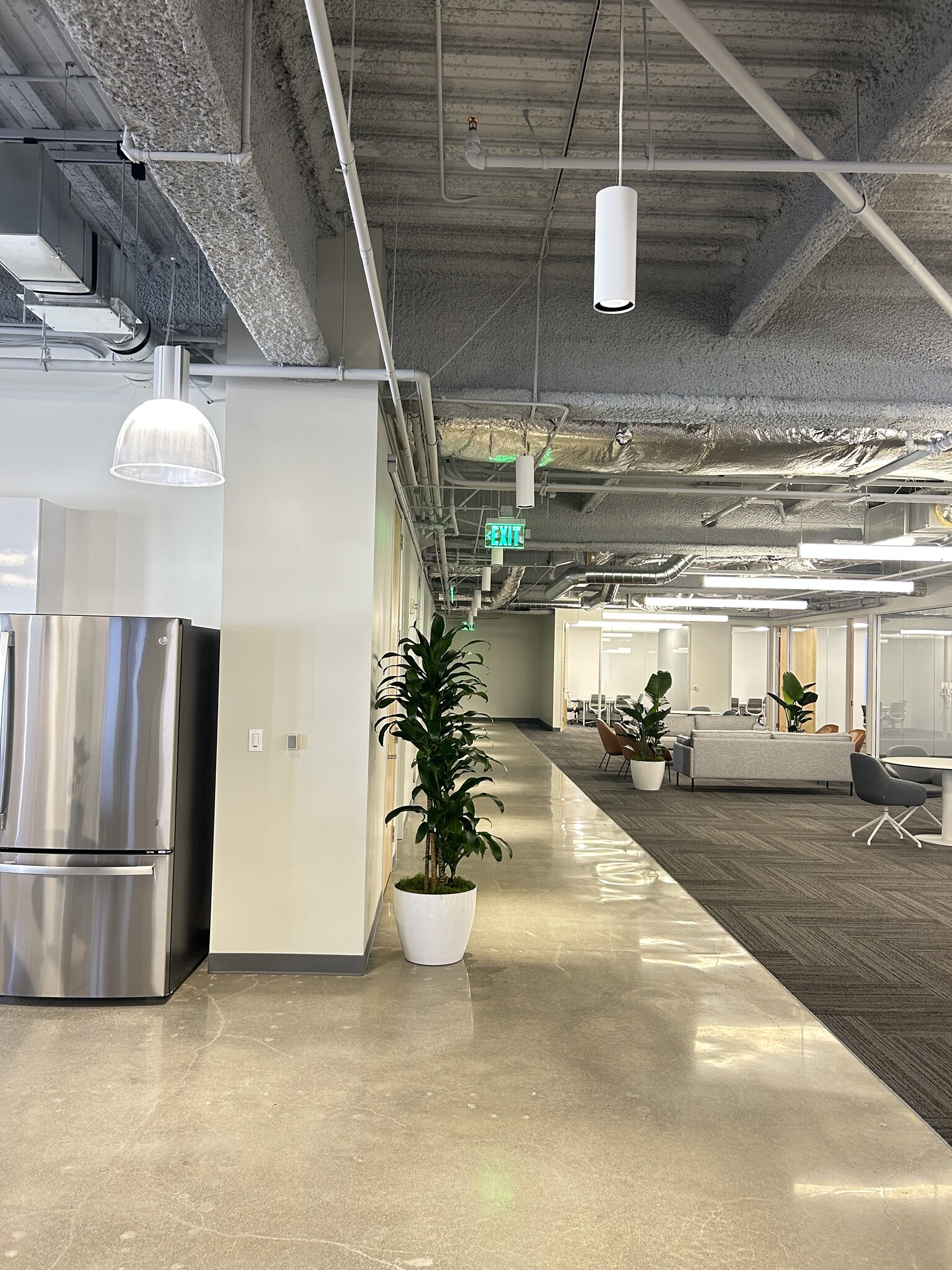 250 Montgomery St, San Francisco, CA for lease Interior Photo- Image 1 of 7