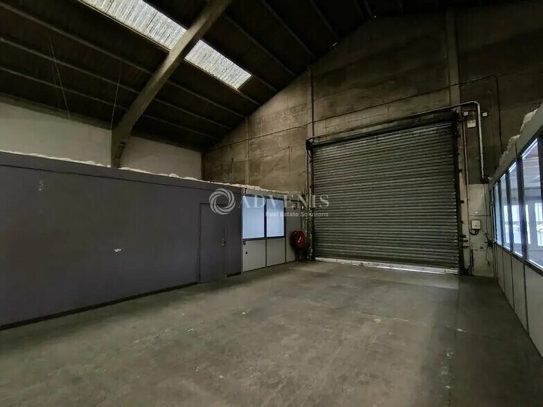 Industrial in Seclin for lease - Interior Photo - Image 2 of 5