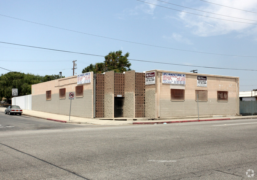 12637 S Main St, Los Angeles, CA for lease - Building Photo - Image 1 of 13