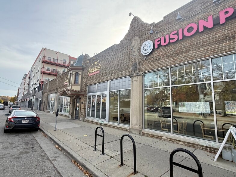 1813-1819 E Kenilworth Pl, Milwaukee, WI for lease - Building Photo - Image 1 of 4