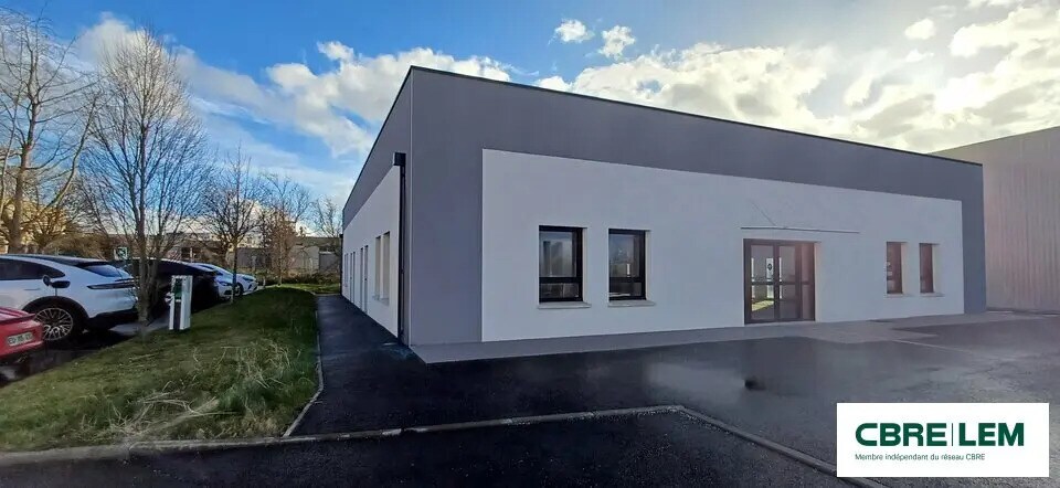 Office in Bayeux for sale Building Photo- Image 1 of 9