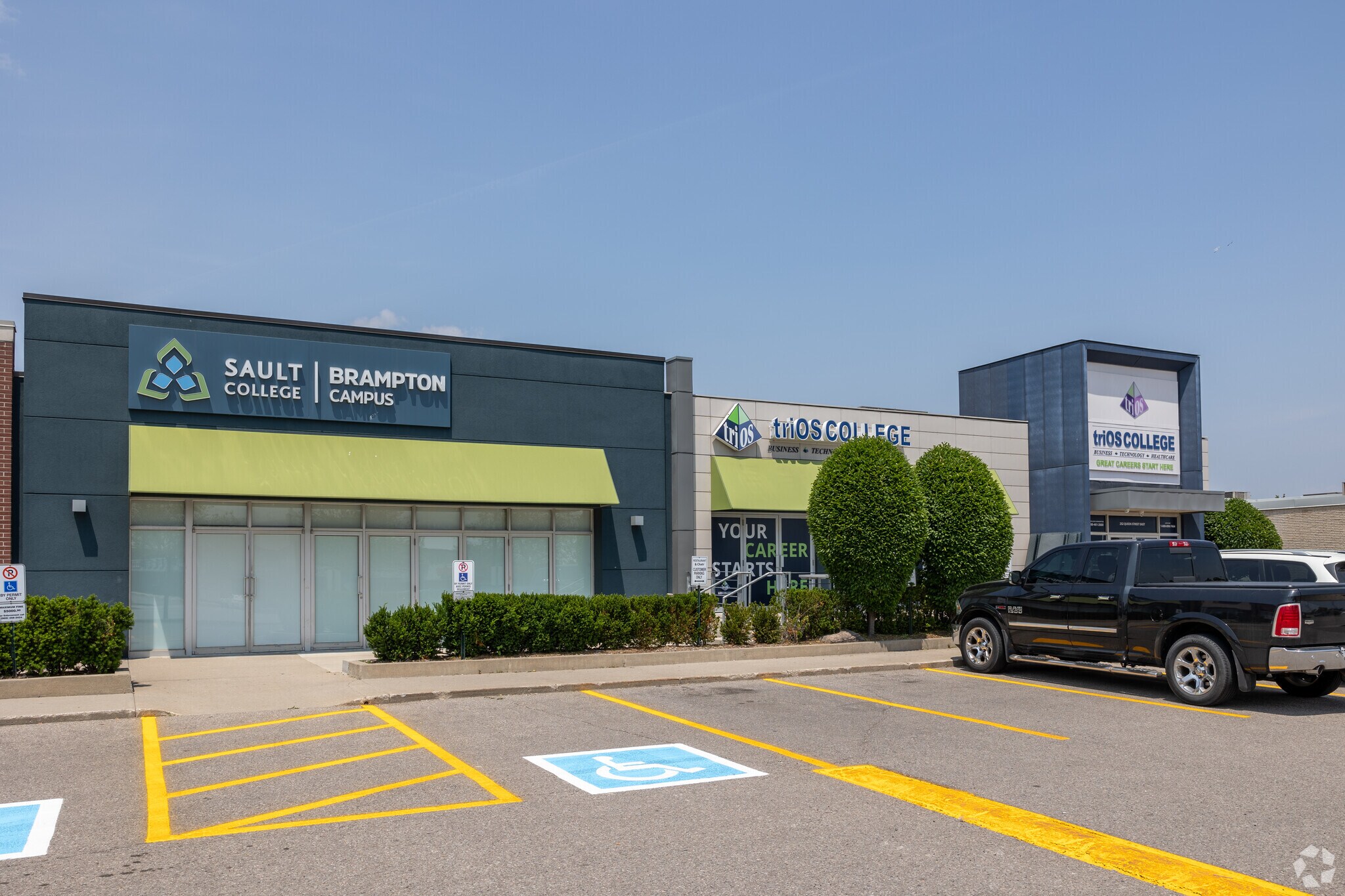 252 Queen St E, Brampton, ON for sale Building Photo- Image 1 of 1