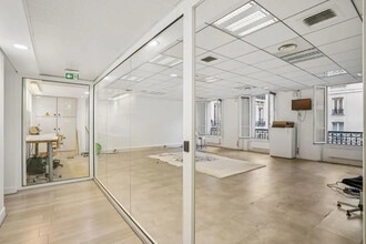 14-18 Rue Volney, Paris for lease Building Photo- Image 2 of 3