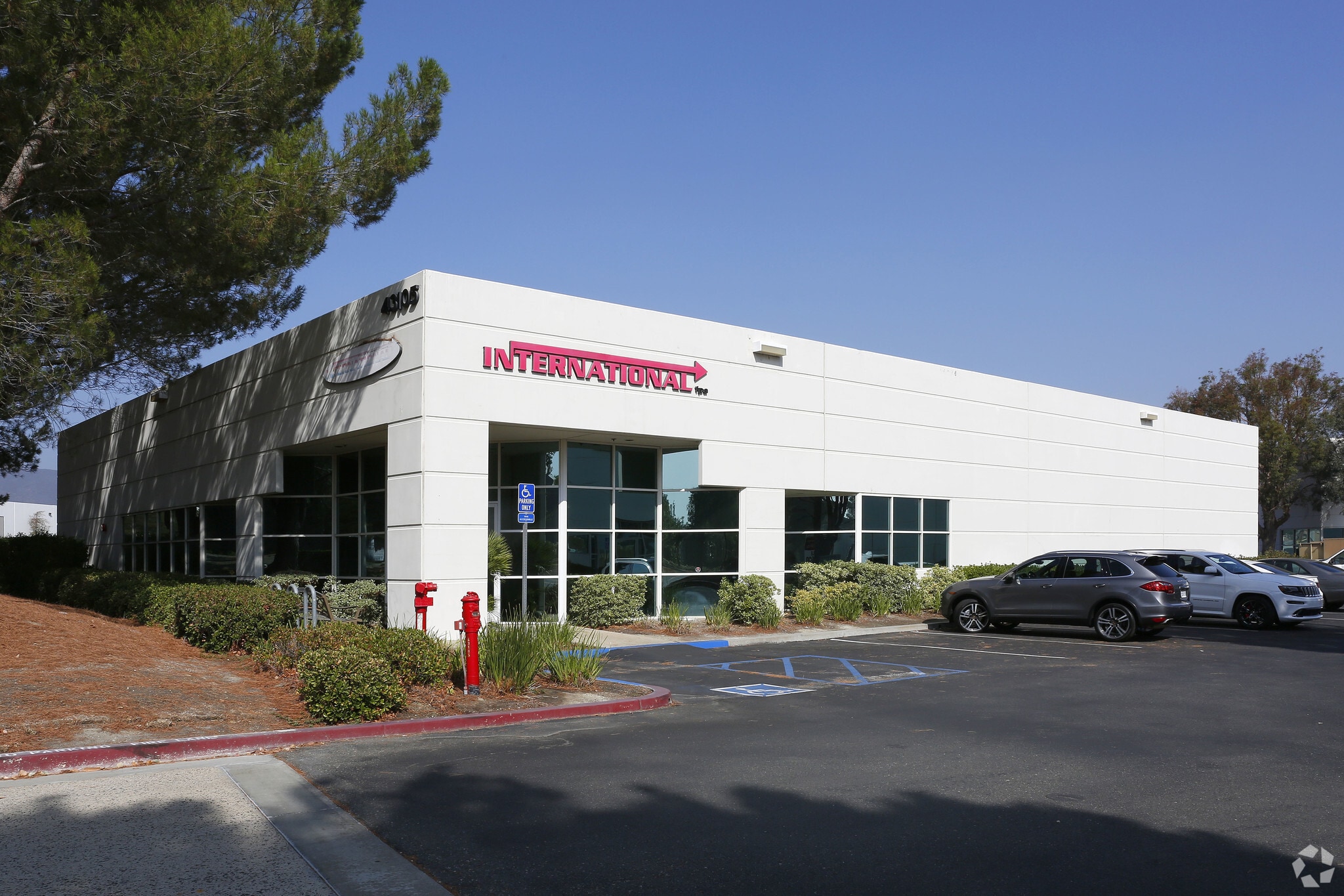 43105 Business Park Dr, Temecula, CA for lease Primary Photo- Image 1 of 6