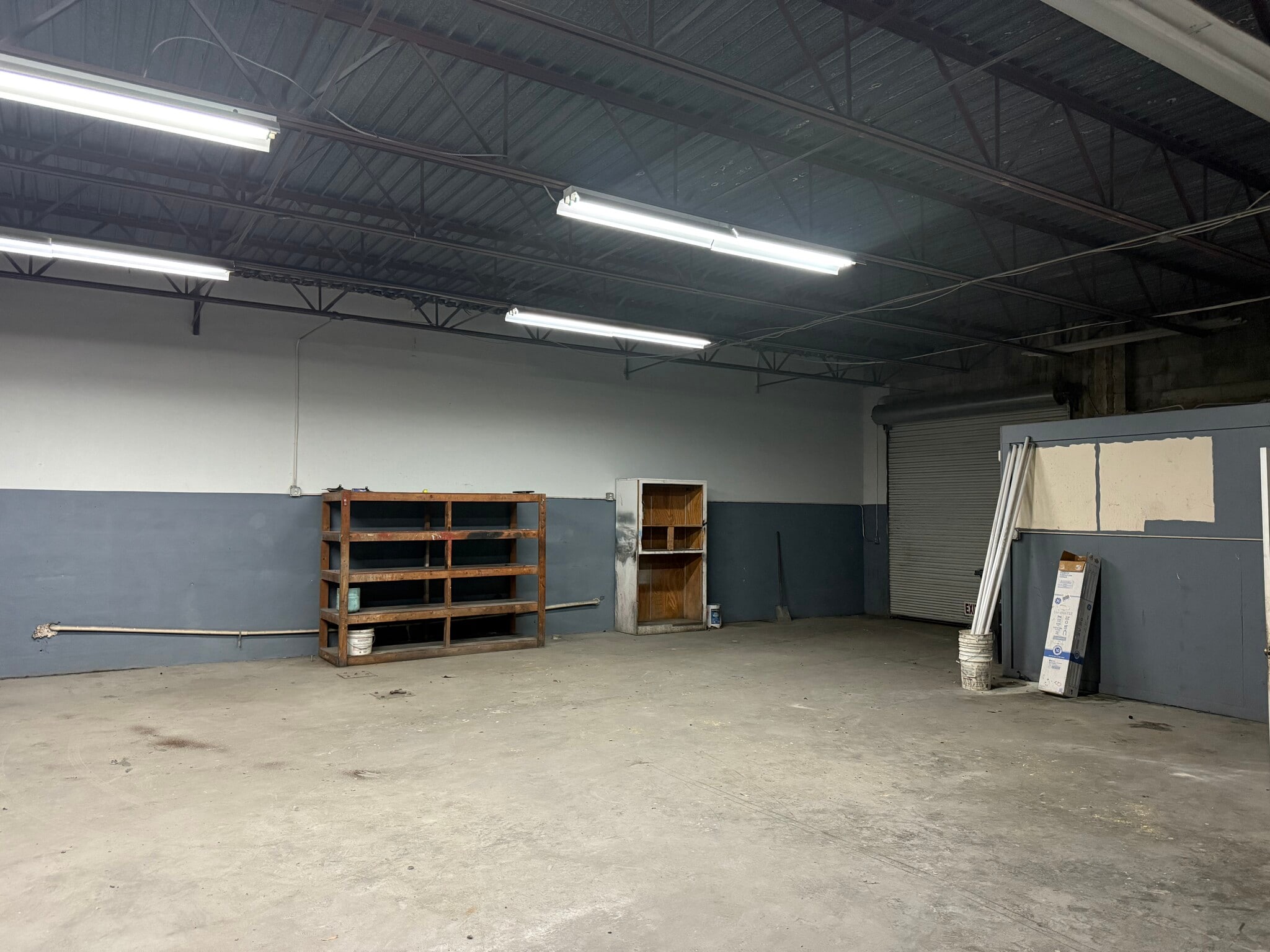 903-909 E Skagway Ave, Tampa, FL for lease Building Photo- Image 1 of 5