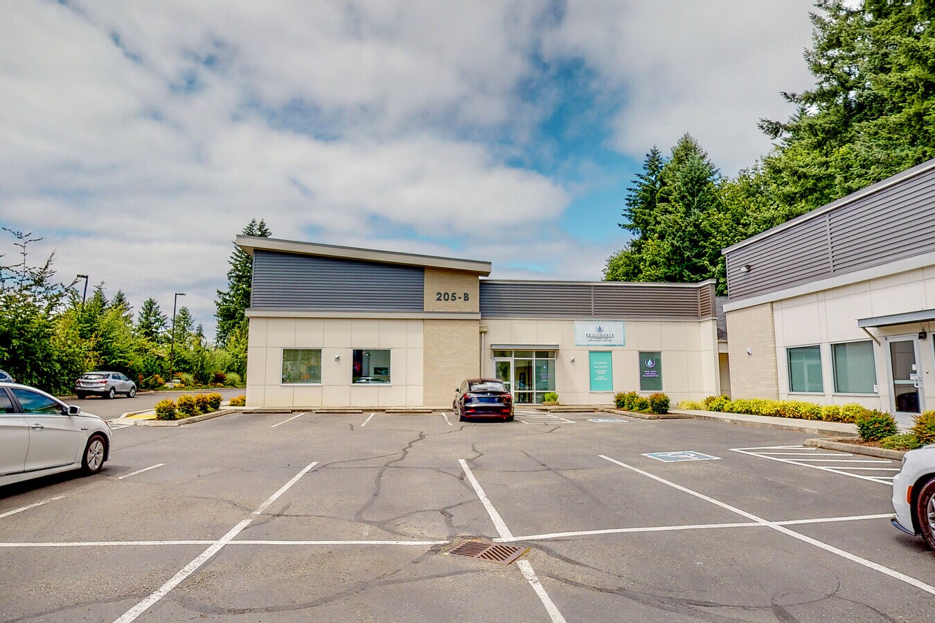 205 Lilly Rd NE, Olympia, WA 98506