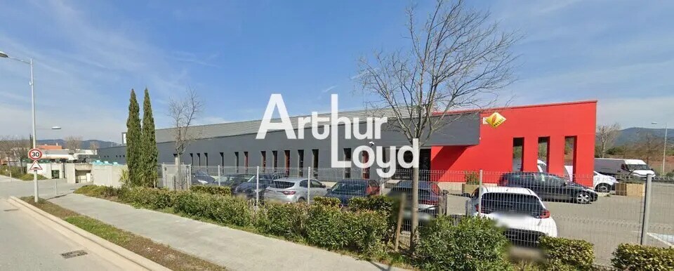 Flex in Fréjus for lease Building Photo- Image 1 of 4