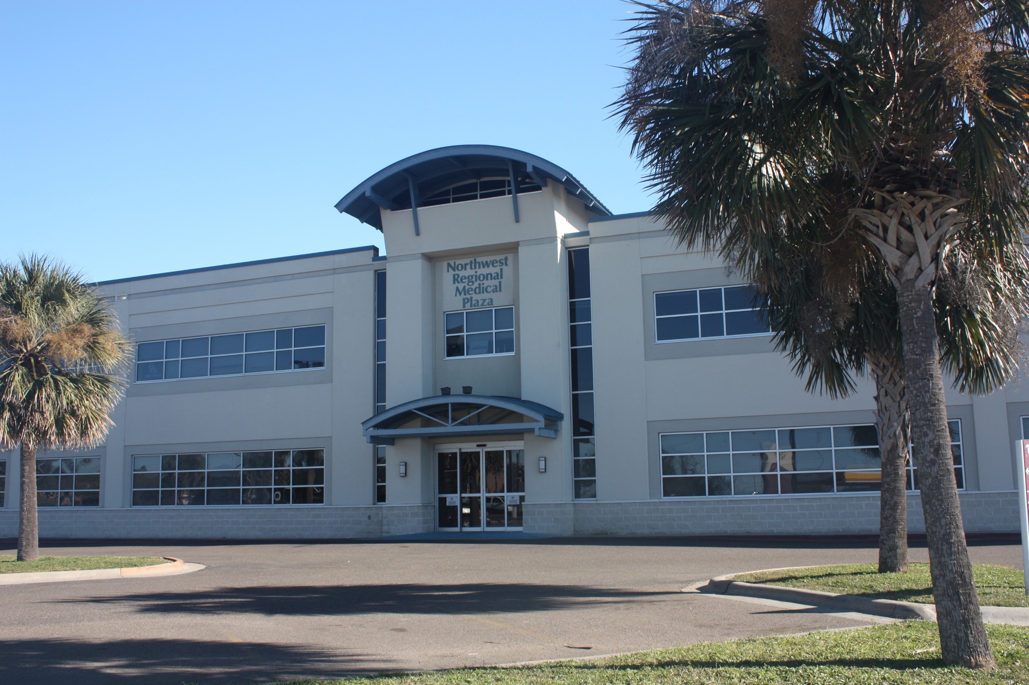 13725 Northwest Blvd, Corpus Christi, TX for lease Building Photo- Image 1 of 6