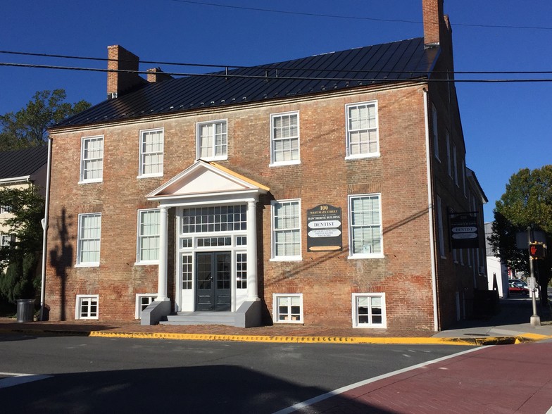 100 W Main St, Berryville, VA for sale - Building Photo - Image 1 of 1