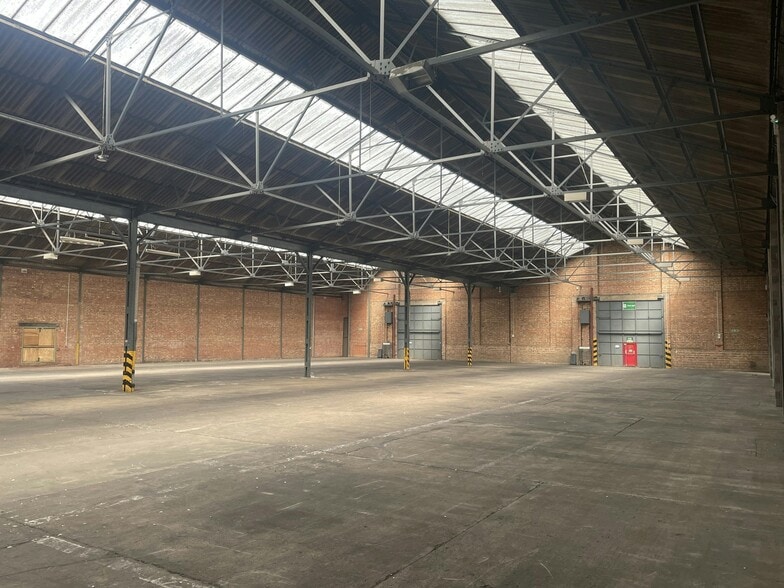 Wellington Ave, Stratford Upon Avon for lease - Building Photo - Image 3 of 6