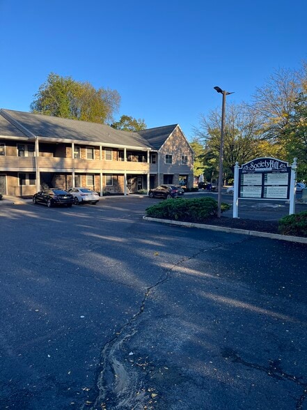 1874 E Marlton Pike, Cherry Hill, NJ for lease - Building Photo - Image 3 of 4