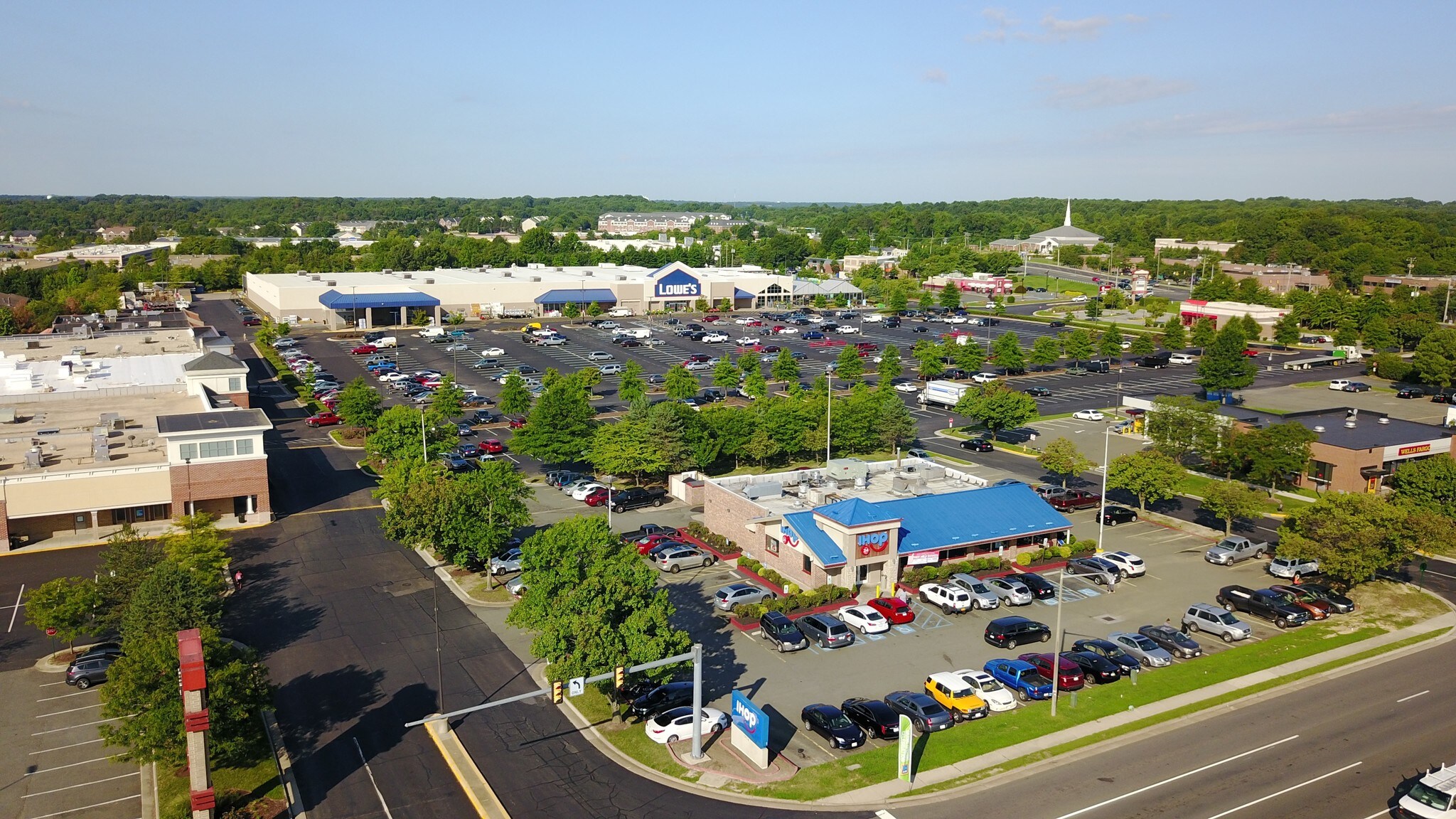 13718 Smoketown Rd, Woodbridge, VA for sale Building Photo- Image 1 of 1