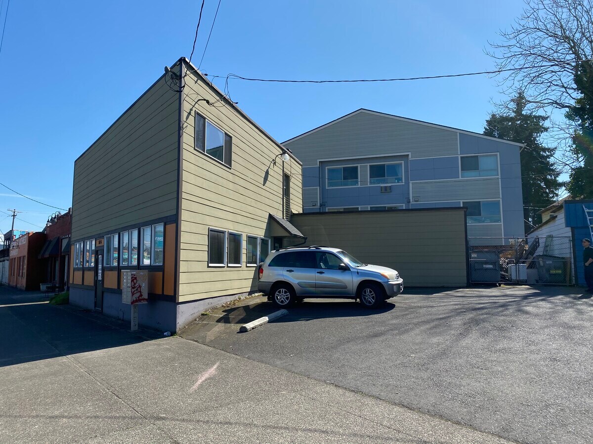 5816 SE Foster Rd, Portland, OR 97206