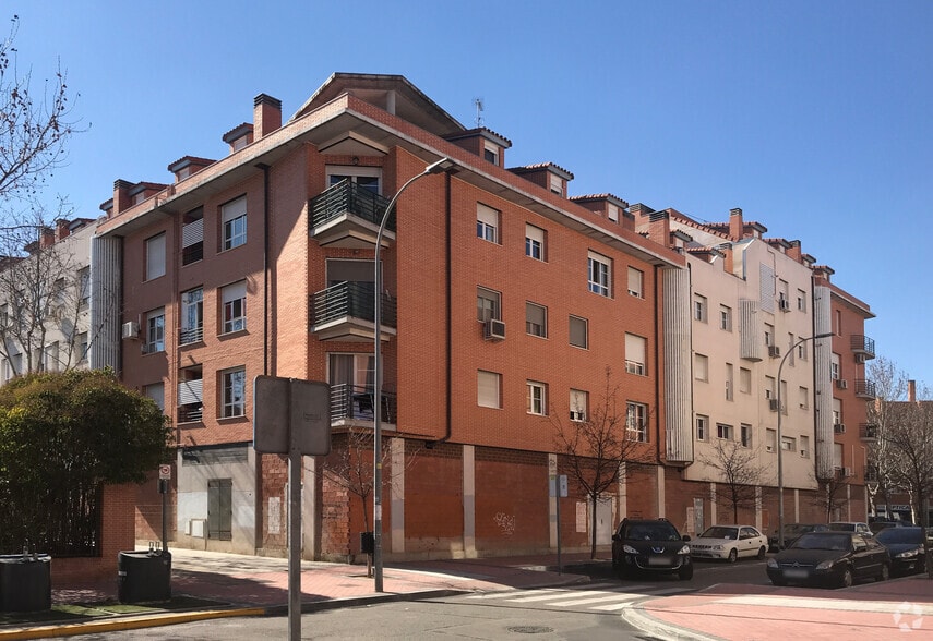 Avenida Fresnos, 25, Torrejón de Ardoz, Madrid for lease - Primary Photo - Image 1 of 2