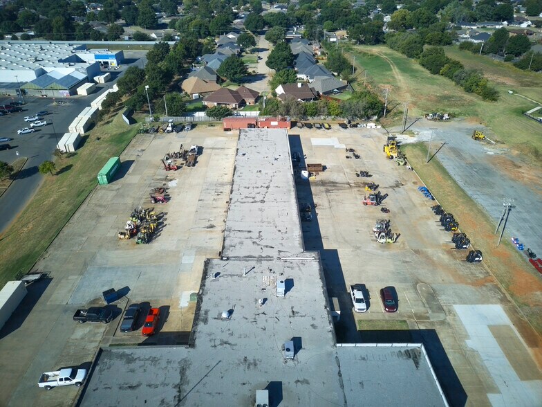 1909 N Highway 81, Duncan, OK for sale - Building Photo - Image 2 of 80