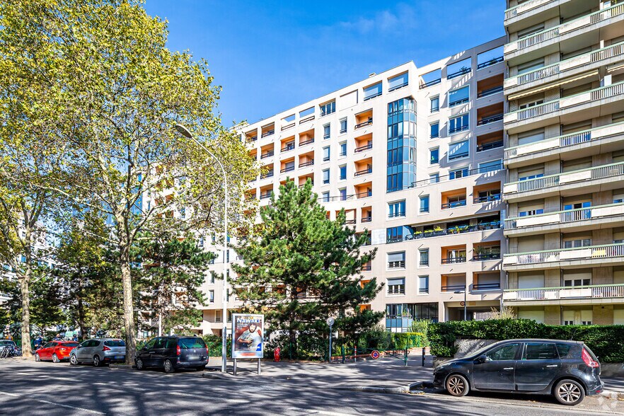 Multifamily in Lyon for sale - Primary Photo - Image 1 of 1