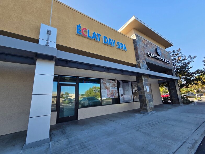 3135 Harbor Blvd, Costa Mesa, CA for lease - Building Photo - Image 3 of 5