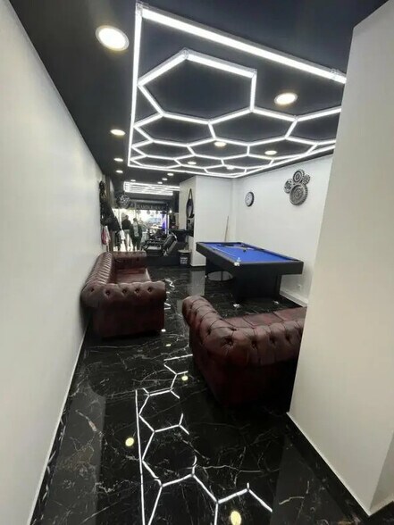 Flex in La Baule-Escoublac for sale - Building Photo - Image 2 of 7