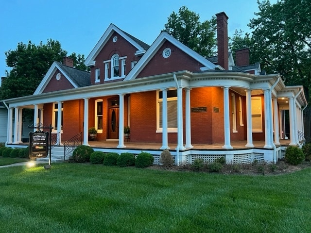 143 4th Ave N, Franklin, TN for lease Interior Photo- Image 1 of 11