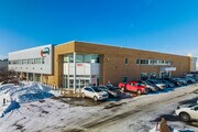 7825-7829 Blvd Henri-Bourassa E, Montréal QC - Warehouse