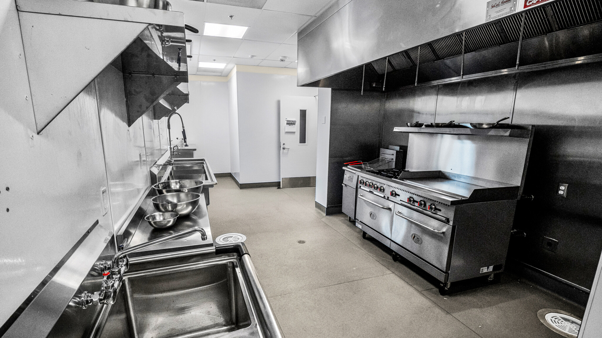 456 Elm Ave, Long Beach, CA for sale Interior Photo- Image 1 of 26