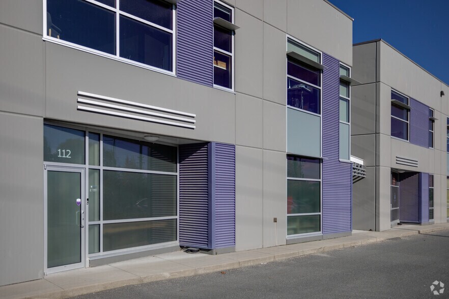 8889 Laurel St, Vancouver, BC for lease - Building Photo - Image 2 of 14