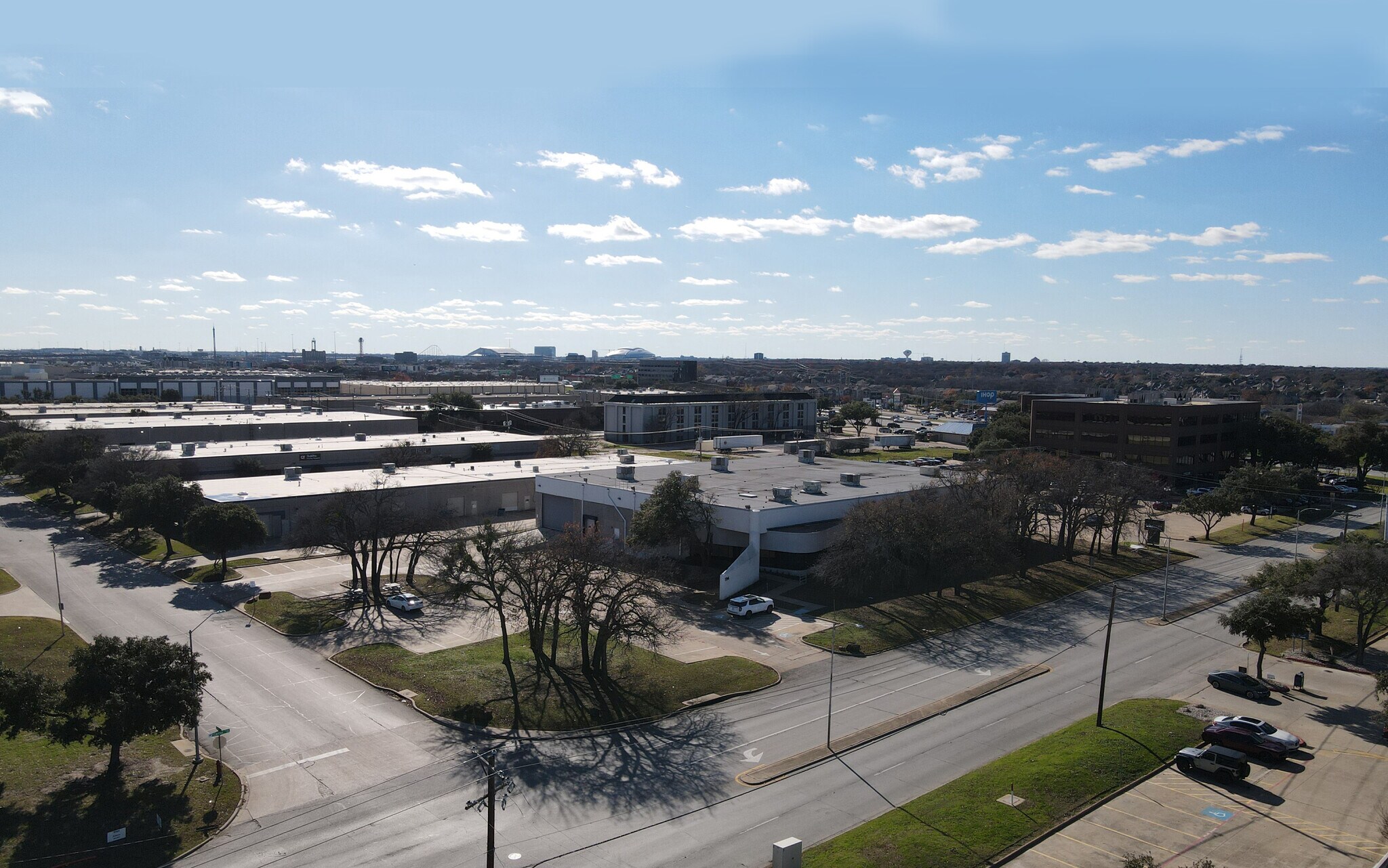 734 W Carrier Pky, Grand Prairie, TX for sale Aerial- Image 1 of 1