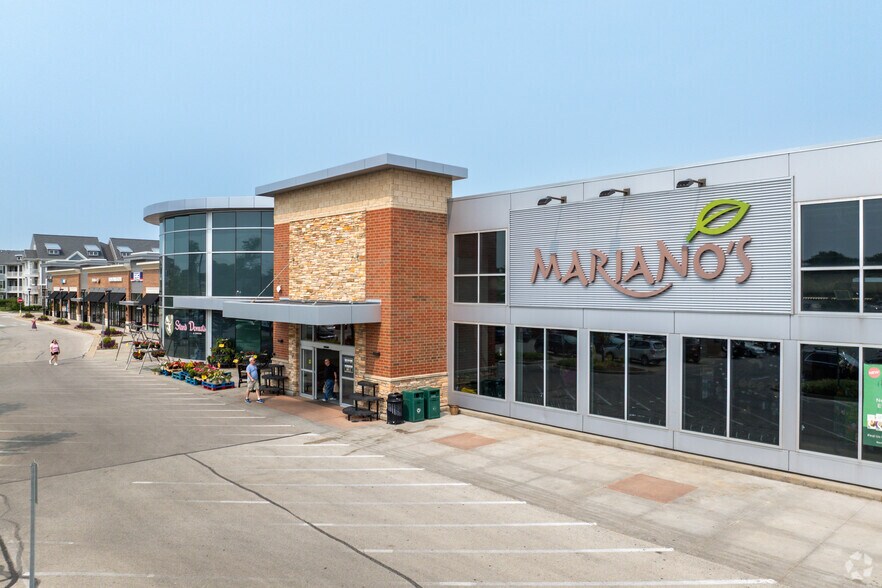 25-81 Waukegan Rd, Glenview, IL for sale - Primary Photo - Image 1 of 1