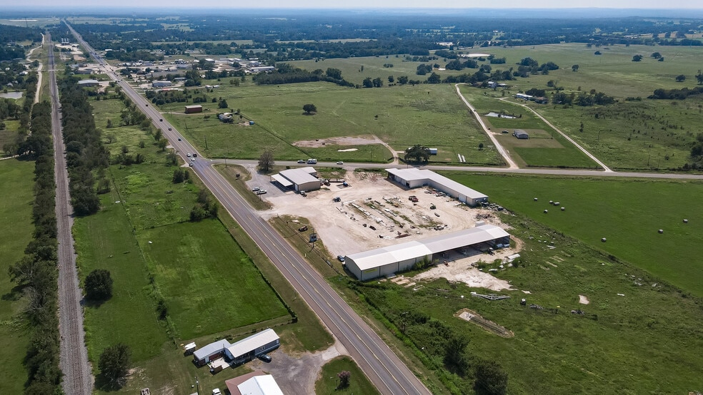 17552 U. S 79 Blvd, Marquez, TX for lease - Building Photo - Image 3 of 4