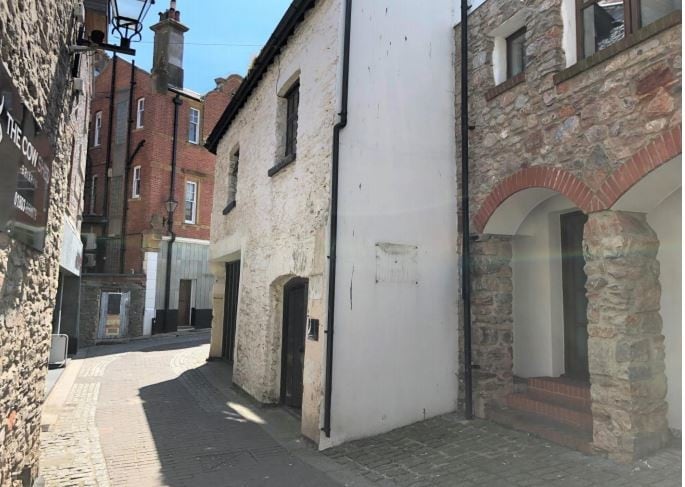 Pump Street, Brixham for sale Primary Photo- Image 1 of 1