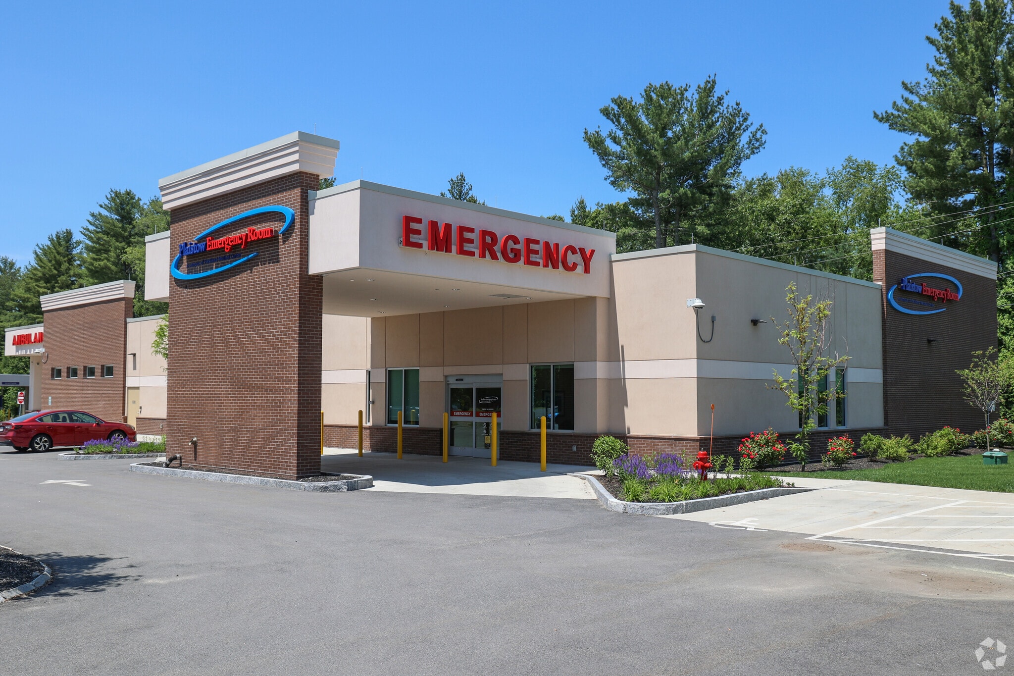 26 Plaistow Rd, Plaistow, NH for lease Primary Photo- Image 1 of 3