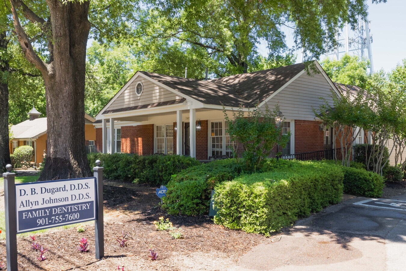 7612 Poplar Pike, Germantown, TN 38138