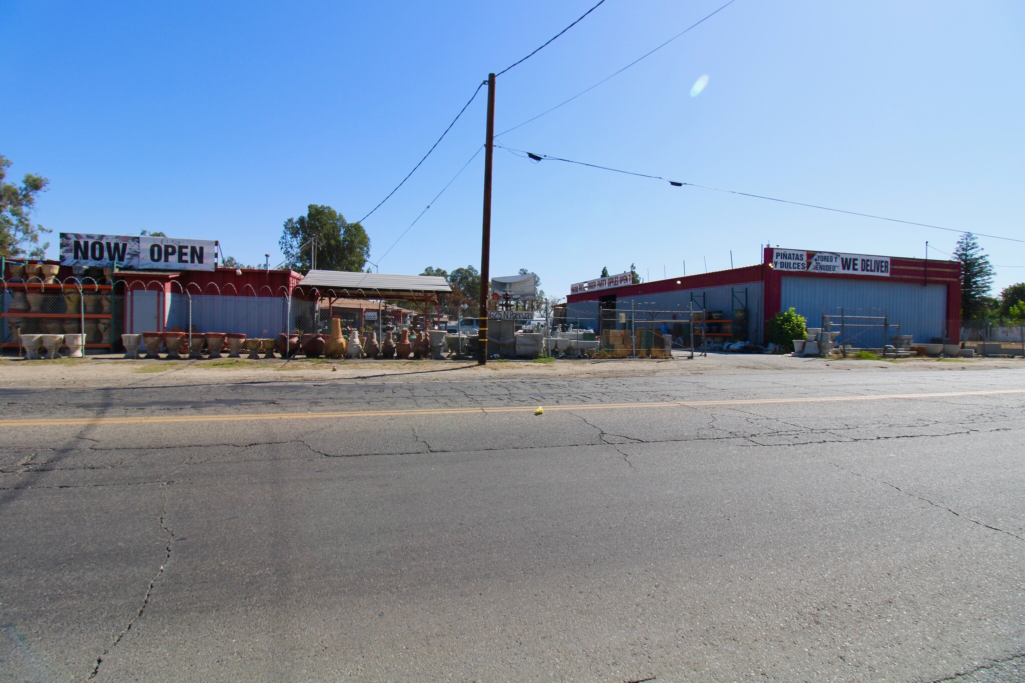 3625 N Parkway Dr, Fresno, CA 93722 | LoopNet