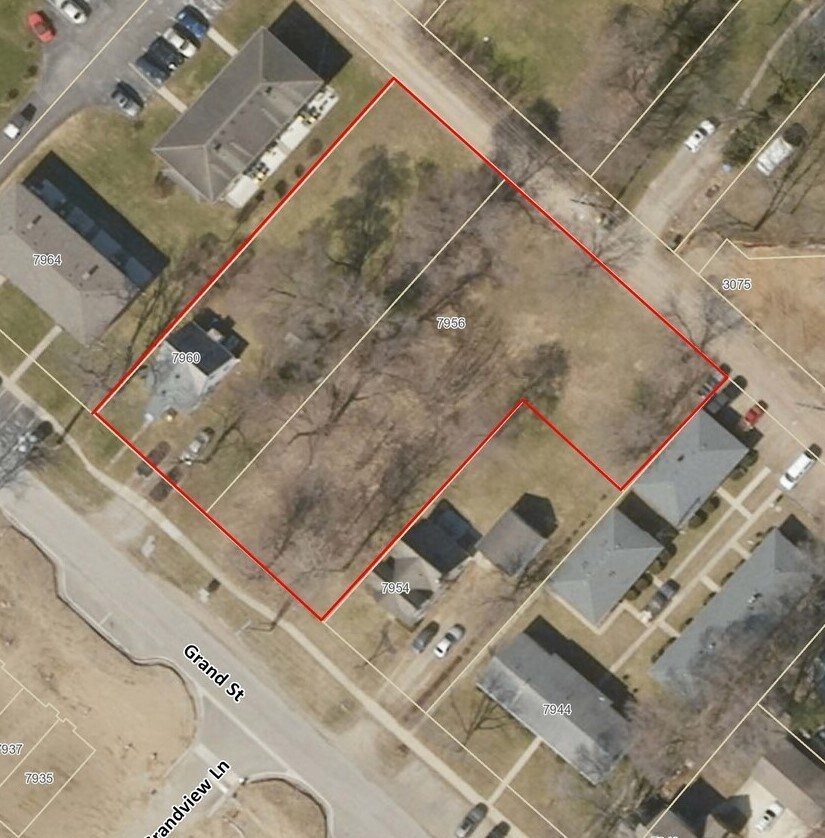 79567960 Grand St, Dexter, MI 48130 Millennium Place Condo