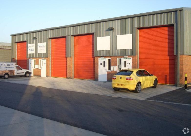 Farrier Rd, Lincoln for lease - Primary Photo - Image 1 of 3