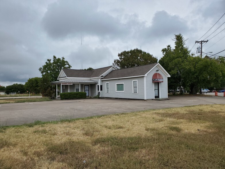 101 S J Elmer Weaver Fwy, Cedar Hill, TX for sale - Primary Photo - Image 1 of 1