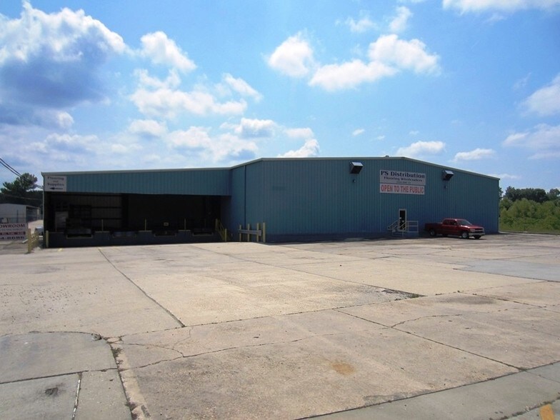 3100 Main St, Baker, LA for sale - Primary Photo - Image 1 of 1