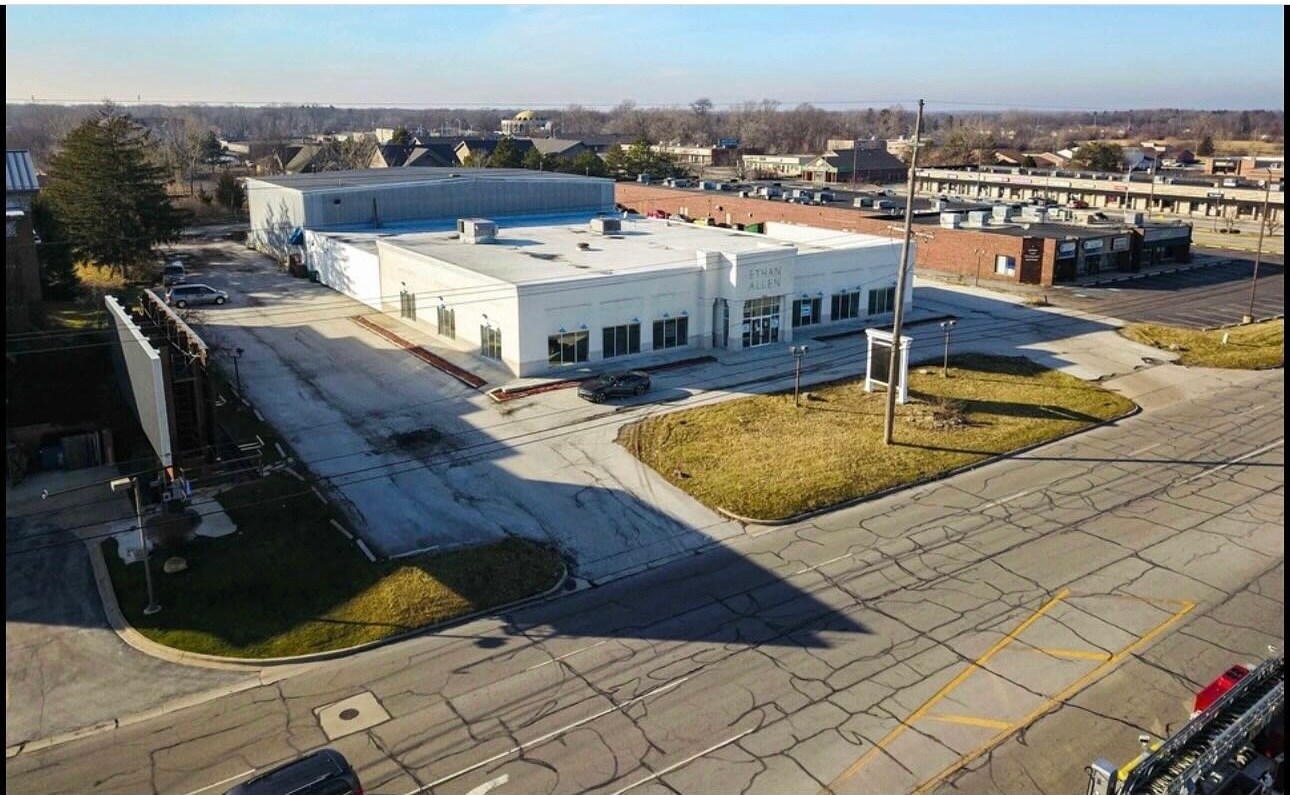 8000 Broadway, Merrillville, IN for lease Building Photo- Image 1 of 11