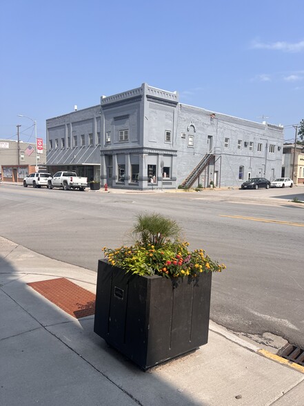 419 E Erie St, Missouri Valley, IA for sale - Building Photo - Image 2 of 45