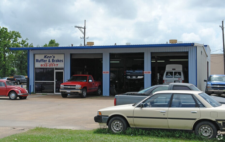 830 S 11th St, Beaumont, TX for lease - Building Photo - Image 3 of 3