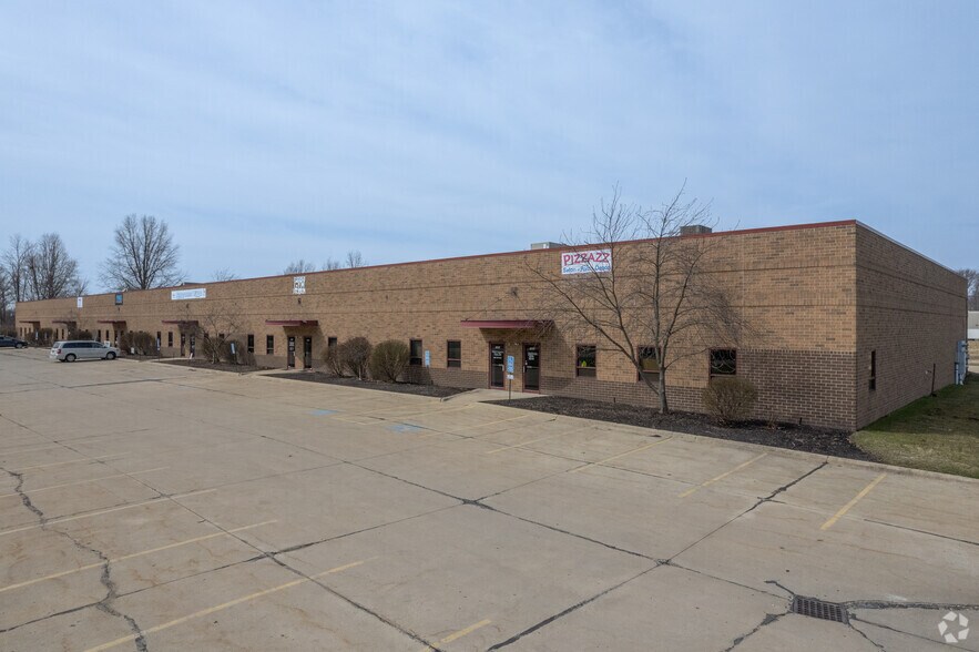 1000-1040 Jaycox Rd, Avon, OH for sale - Primary Photo - Image 1 of 1